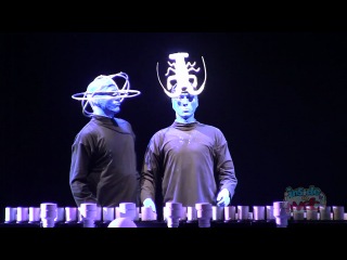 Blue Man Group does Lady Gaga Bad Romance at Universal Orlando